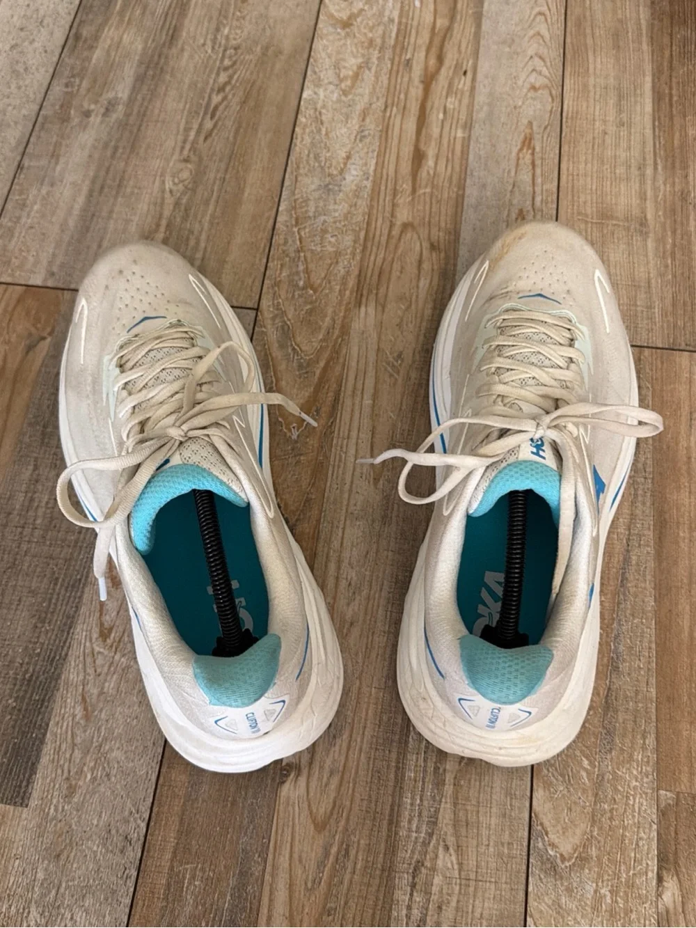 Hoka Clifton 10 Men's Size 10.5 Wide 2E White Skyward Blue 1162032